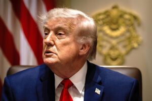 Trump anuncia el cese de la ofensiva israelí en Líbano y de los ataques de Hezbolá | europapress.es