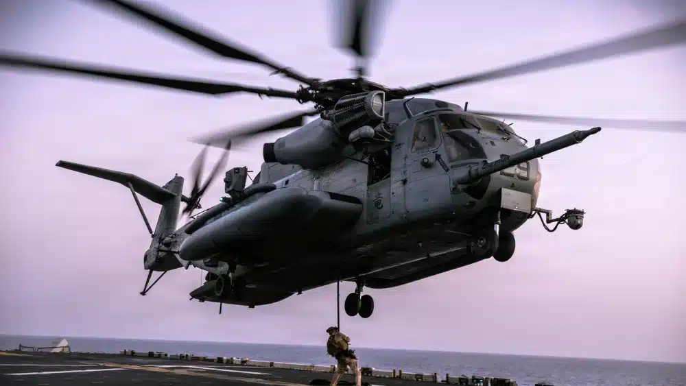 Trump anuncia represalias contra Irán por derribar un helicóptero estadounidense – Efecto Cocuyo