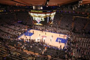 Trump arribó al Madison Square Garden para asistir al tercer partido de las Finales de NBA (VIDEO)