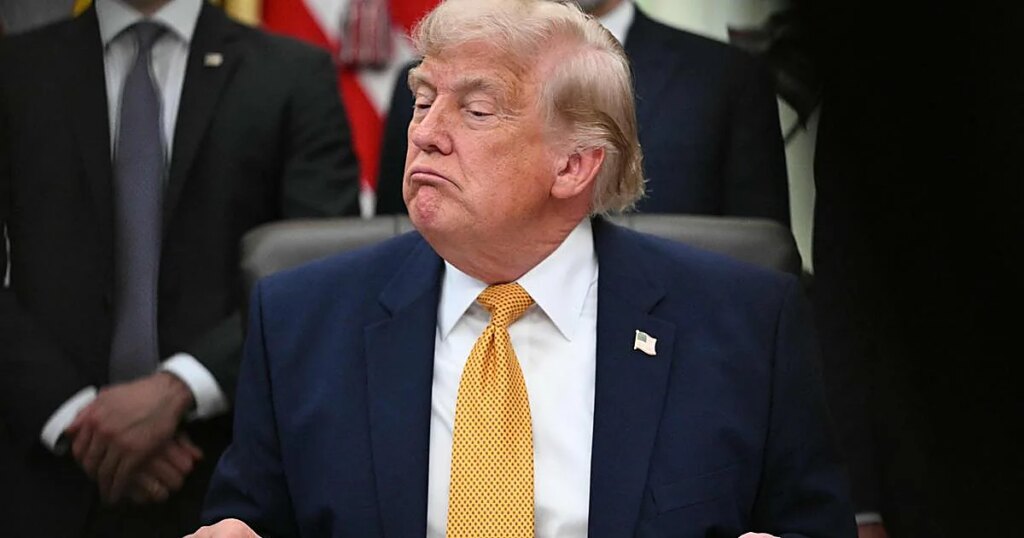 Trump despide a Starmer con un duro ataque: «Desde luego no es Churchill»