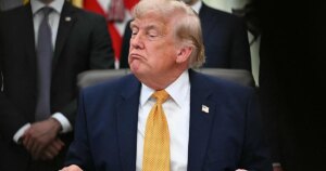 Trump despide a Starmer con un duro ataque: «Desde luego no es Churchill»
