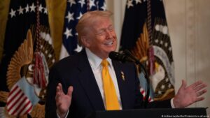 Trump reconoce que llamó “loco” a Benjamin Netanyahu