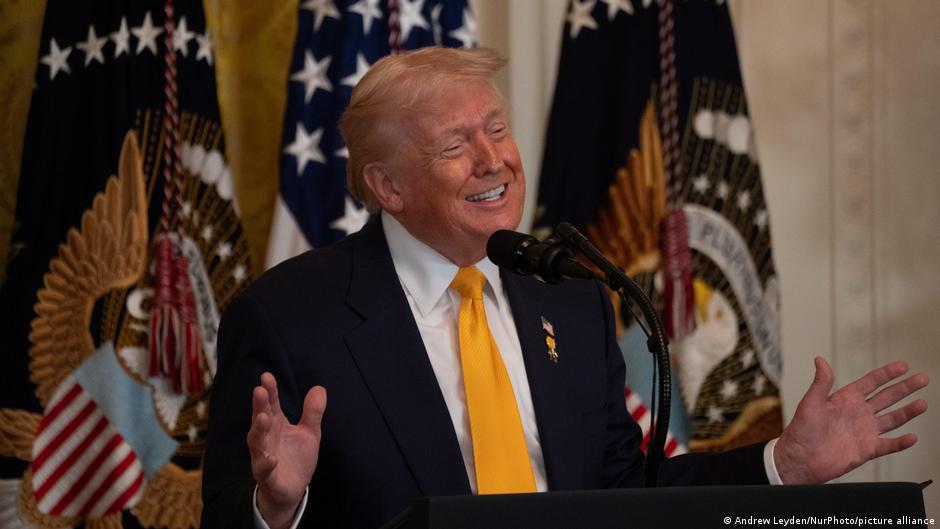 Trump reconoce que llamó “loco” a Benjamin Netanyahu