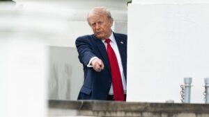 Trump respalda al ultraderechista De la Espriella en su carrera a la presidencia de Colombia | elperiodico.com