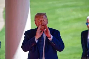 Trump señala que el acuerdo deja «claro» que Irán «no desarrollará ni comprará» armas nucleares | europapress.es
