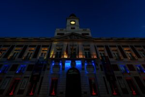 ÚLTIMA HORA | Madrid se ilumina con los colores de Venezuela como «muestra de solidaridad» – AlbertoNews