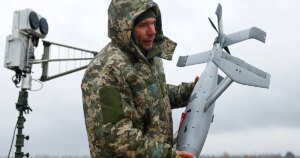 Ucrania intenta aislar Crimea cortando los suministros de Rusia