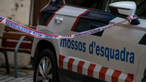Un hombre muere en plena calle tras un tiroteo en el distrito de Sants Montjuïc de Barcelona