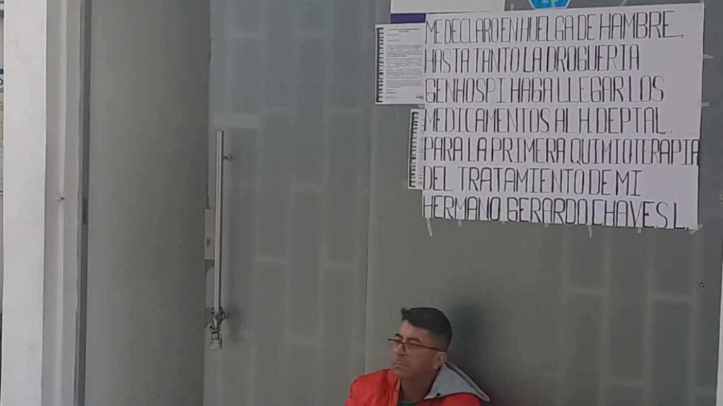 Un hombre se declaró en huelga de hambre durante más de 12 horas porque no le entregaban el medicamento para su hermano enfermo de cáncer en Nariño