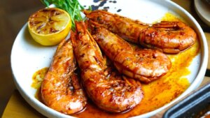 Un menú del día con gambones y chuletón para comer en Madrid por sólo 24 euros: el único requisito, mínimo dos personas