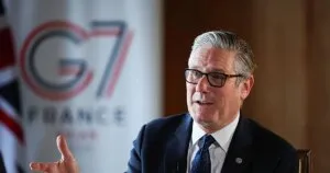 Un pequeño distrito del norte de Inglaterra decide hoy el futuro del primer ministro británico
