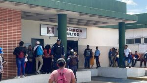 Una docente y más de 20 estudiantes fueron llevados a emergencias por intoxicación en un liceo de Maturín