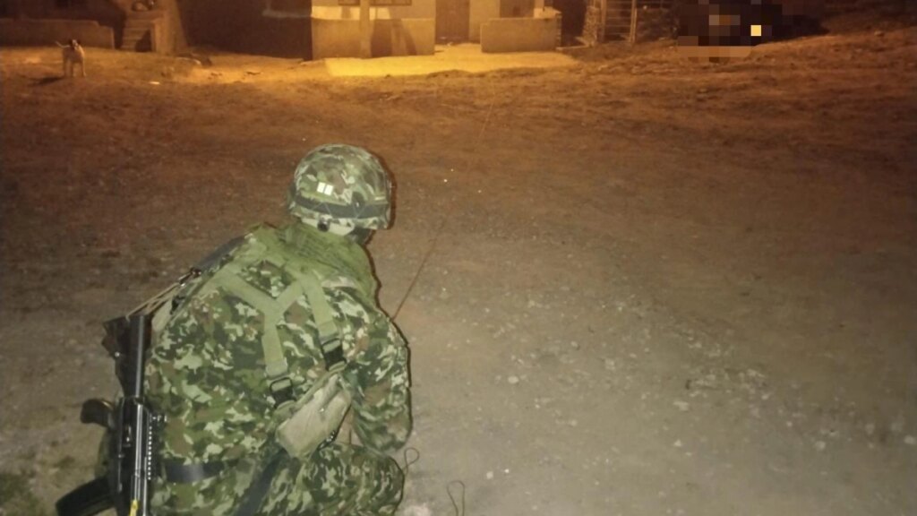 Una llamada evitó una tragedia en Ipiales, en la frontera con Ecuador: el Ejército desactivó explosivo lanzado contra una casa por el 'Tren de Aragua'