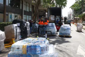 Venezolanos en Panamá salen a la calle a recaudar fondos para víctimas de los terremotos – AlbertoNews