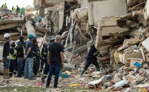 Venezuela refuerza búsqueda de sobrevivientes a cinco días de los dos sismos