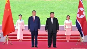 Xi en Corea del Norte promete llevar relación a nuevo nivel