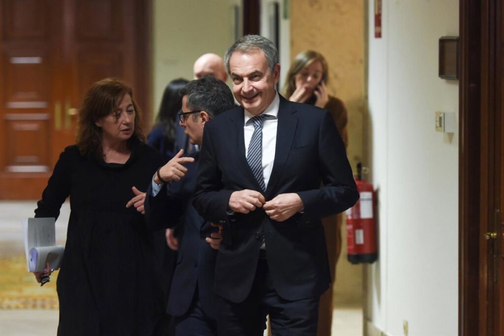Zapatero declina acudir al acto con el Papa en el Congreso para centrarse en preparar su defensa en el 'caso Plus Ultra'