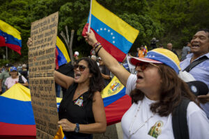 «¡Elecciones ya!», sindicatos exigieron la renuncia de los rectores del CNE en Caracas este #9Jun