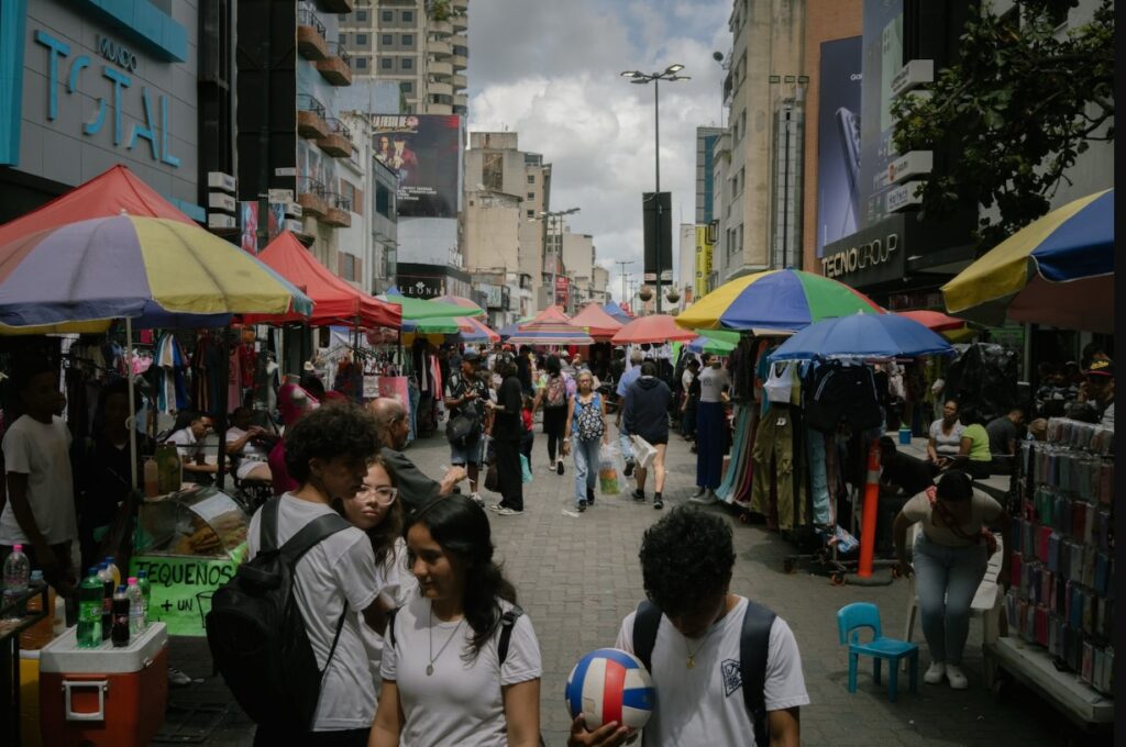 ¿Cuáles son los sectores económicos que están creciendo en Venezuela?
