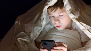 ¿Impondrá Alemania límite de edad para las redes sociales?