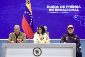 Delcy Rodríguez anuncia conversaciones con EEUU y el FMI para reconstruir infraestructura – Efecto Cocuyo