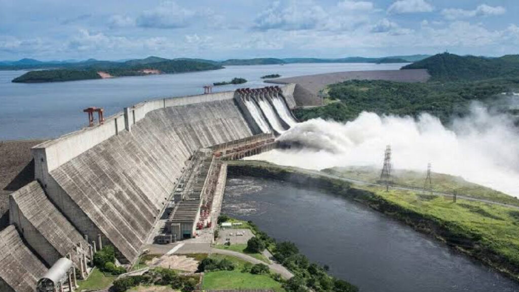 Corpoelec anuncia descarga preventiva de las centrales hidroeléctricas del Bajo Caroní - AlbertoNews