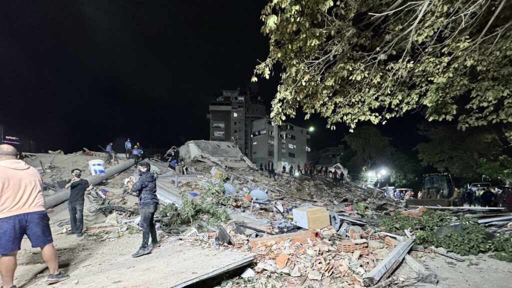 A 12 días del terremoto en Venezuela: rescataron con vida a una mujer y tres menores atrapados por los escombros