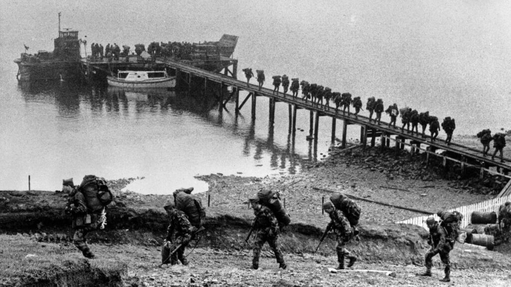 A quién pertenece Las Malvinas: las claves de una guerra que enfrenta a Argentina e Inglaterra
