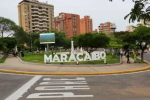 Alcaldía de Maracaibo entregó rehabilitada la plaza José Ramón Yepes
