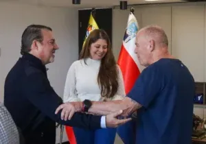 Alcaldía de Maracaibo y Grupo San Simón firman convenio para uso y acondicionamiento de canchas de tenis de La Vereda del Lago