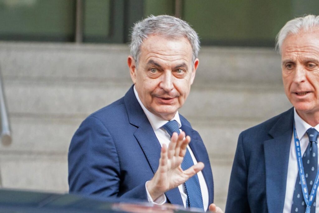 Anticorrupción recalca que aún se "desconoce" cómo Zapatero consiguió sus joyas y le invita a "justificar lo que estime"