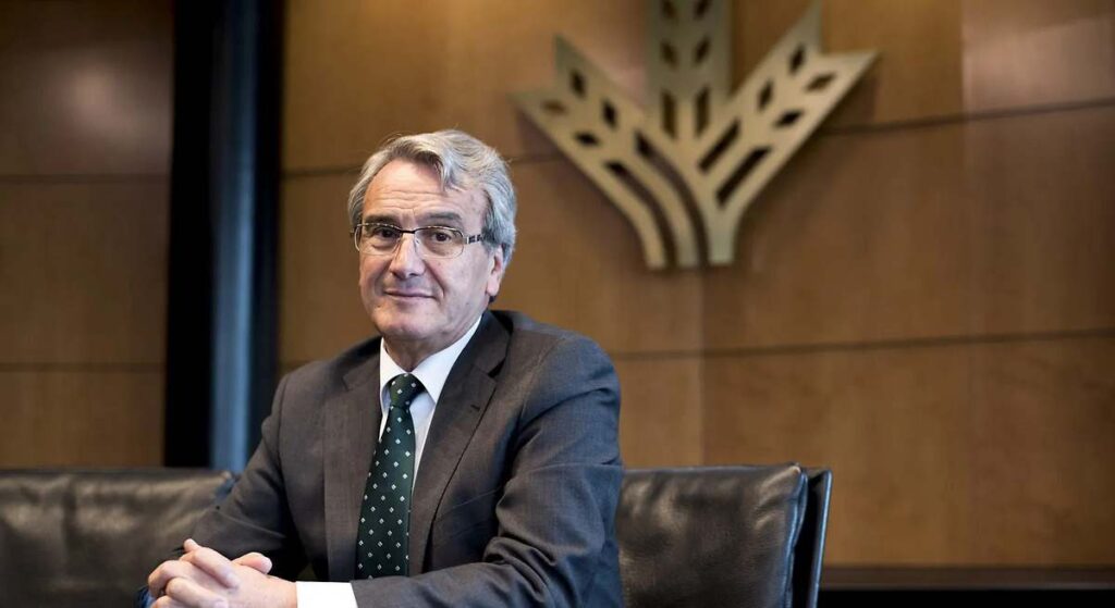 Antonio León Serrano, nuevo presidente de la Asociación Española de Cajas Rurales (AECR)