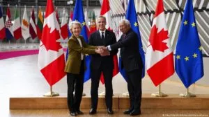 Aranceles de Trump: UE y Canadá estrechan lazos comerciales