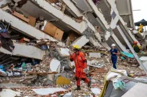 Asciende a 3 mil 811 el número de muertos por el doble terremoto en Venezuela
