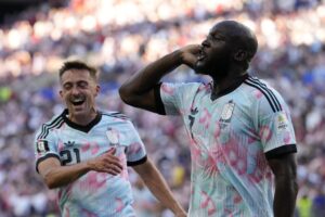 Bélgica despachó a EEUU, la última selección anfitriona que quedaba con vida en el Mundial