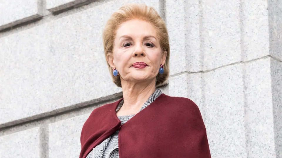 Carolina Herrera honra a Venezuela con una donación para ayudar a afectados por los teremotos