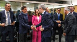 Castilla y León pide acabar con el «yo invito y tu pagas» del Gobierno porque repercute en la estabilidad de las CCAA