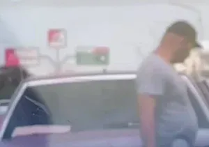 Chofer de transporte público escapó tras chocar contra un vehículo en La Limpia