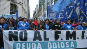 Cientos protestan en Argentina contra la visita de la directora gerente del FMI