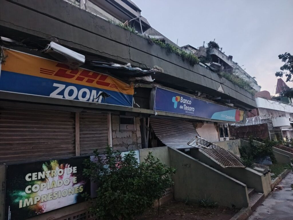 Comerciantes de La Guaira piden apoyo tras el doblete sísmico