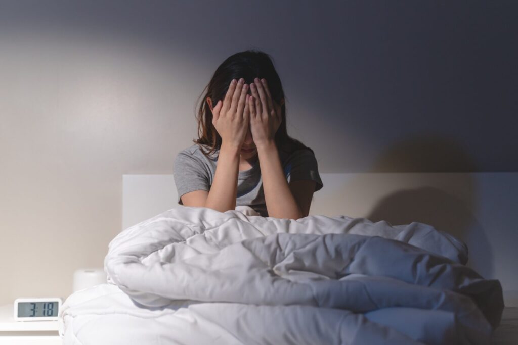 Cómo combatir el insomnio, según psicoterapeuta Libertad García