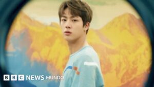 Cómo el K-pop se abrió paso en la asfixiante dictadura de Corea del Norte, donde «solo puede haber un ídolo: Kim Jong-un»