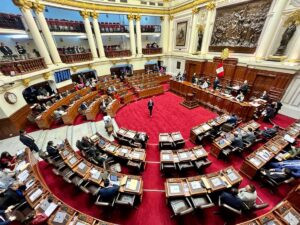 Congreso de Perú aprueba una polémica ley sobre delitos de lesa humanidad en el territorio andino