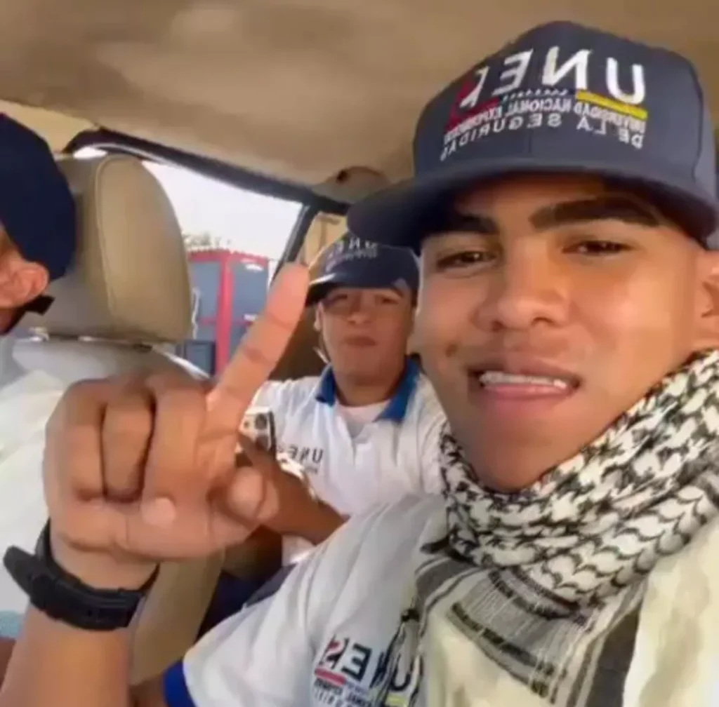Cuatro estudiantes son expulsados tras difundir video con licor