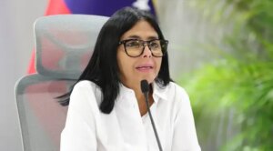Delcy Rodríguez convoca a empresas a construcción «agresiva» de casas