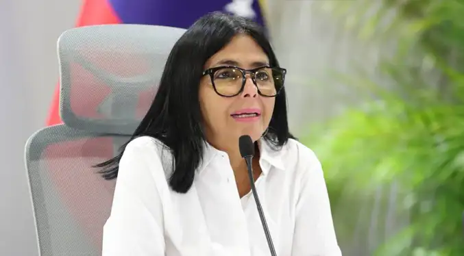 Delcy Rodríguez convoca a empresas a construcción «agresiva» de casas