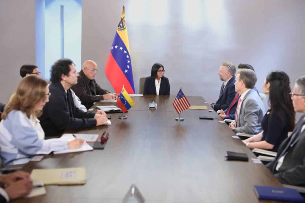 Delcy Rodríguez pide a Carlos III la liberación del oro venezolano en el Banco de Inglaterra – Efecto Cocuyo