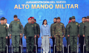 Delcy Rodríguez renueva el alto mando militar y jefes de REDI