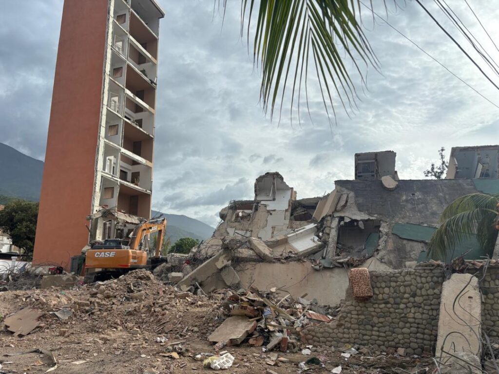 Detenidos por hurtar pertenencias a víctimas de los terremotos en La Guaira
