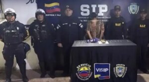 Detienen a una mujer por maltratar a una menor de edad